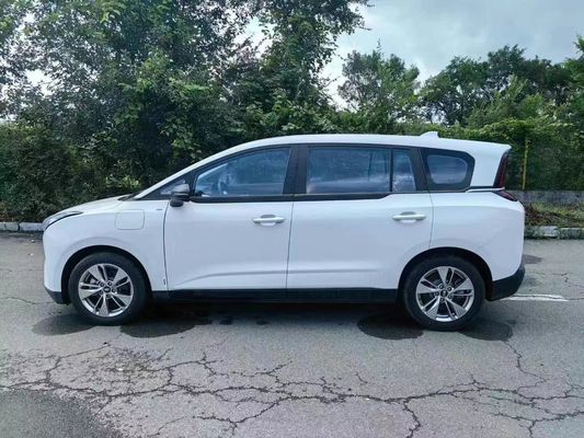 2023 Auto FAW Pentium Nat Bianco Veicolo multiuso Benzina o elettrico