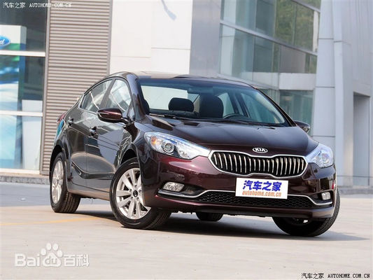 K3 Kia Subcompact Car 4 Door Sedan con touch screen ad alta risoluzione