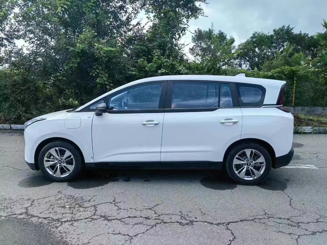 Confortevole colore bianco 2023 FAW Pentium Nat Nuova energia auto elettrica